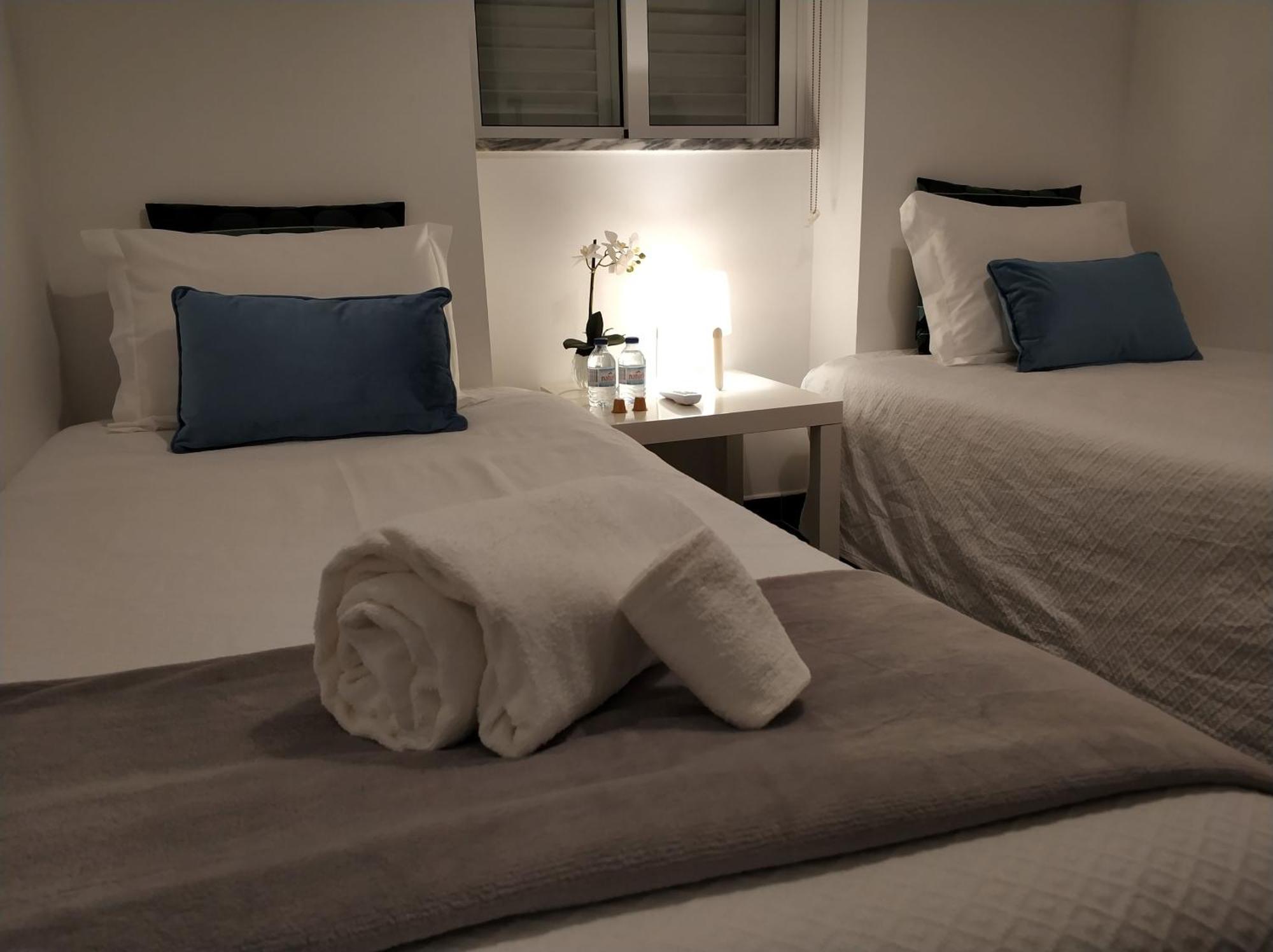 Sleep & Go Faro Airport Guest House Eksteriør billede